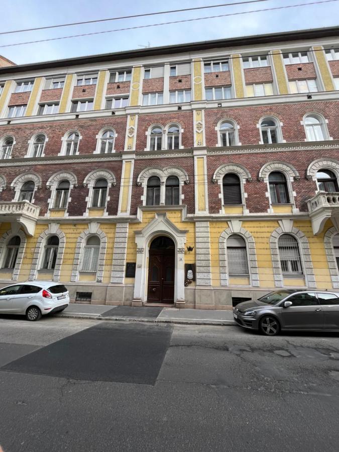 Garibaldik Apartman Budapest Kültér fotó